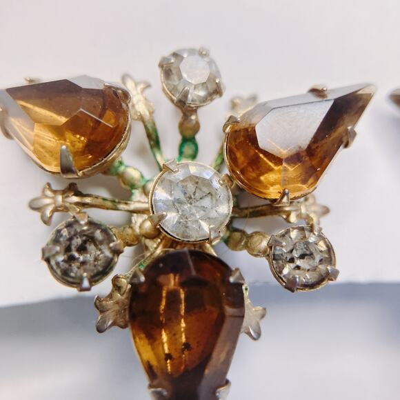 Vintage Amber Rhinestone Clip-On Earrings, Mid Century, Prong Set Teardrop Glass - Picture 4 of 10